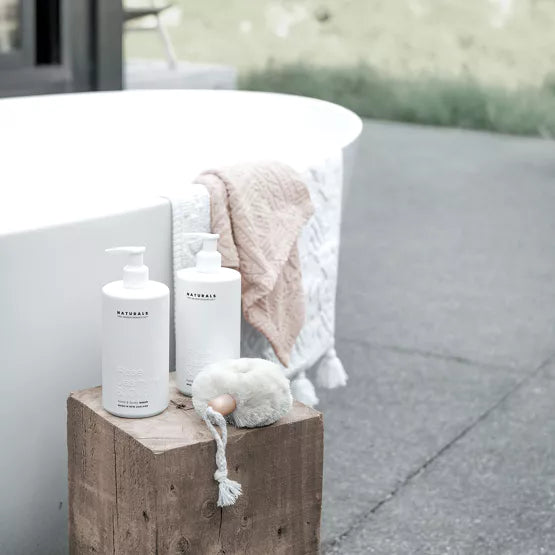 Naturals käte- ja kehapesugeel - 400 ml – roos, jasmiin & oud (agaripuu)